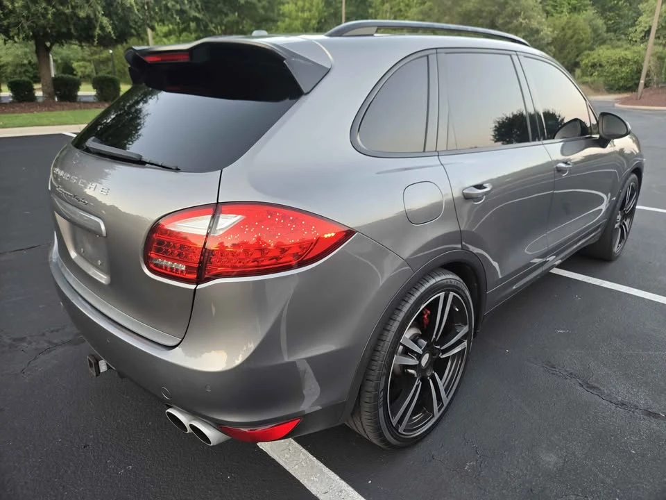 2011 Porsche 958 Cayenne Turbo - Image 7 of 18
