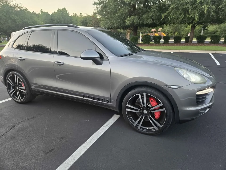 2011 Porsche 958 Cayenne Turbo - Image 10 of 18