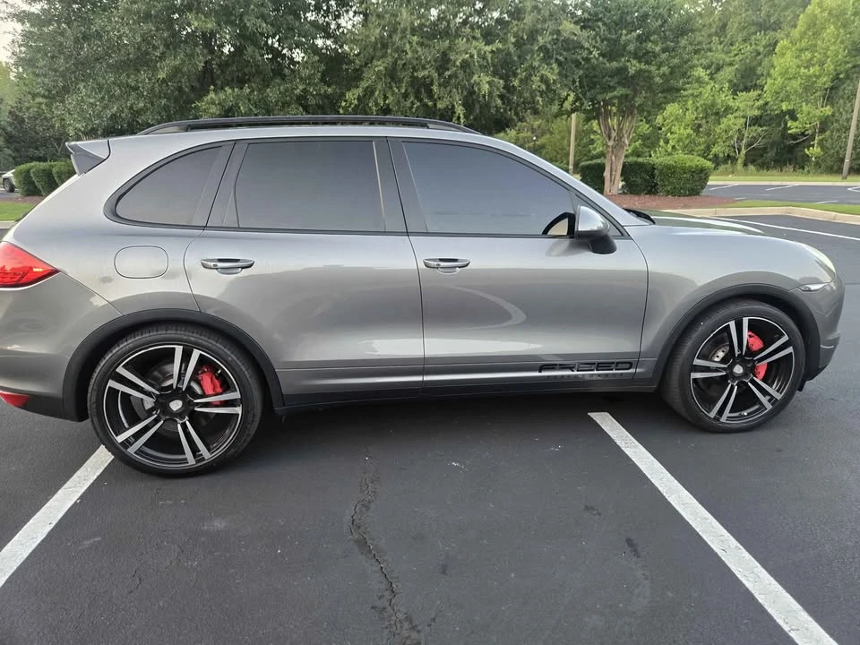 2011 Porsche 958 Cayenne Turbo - Image 9 of 18