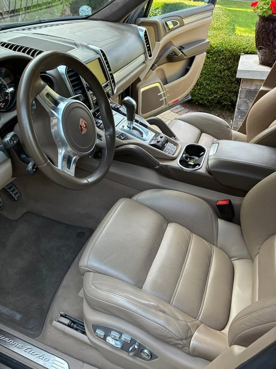 2011 Porsche 958 Cayenne Turbo - Image 12 of 18