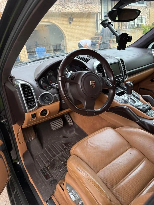 2011 Porsche 958 Cayenne Turbo - Image 5 of 14