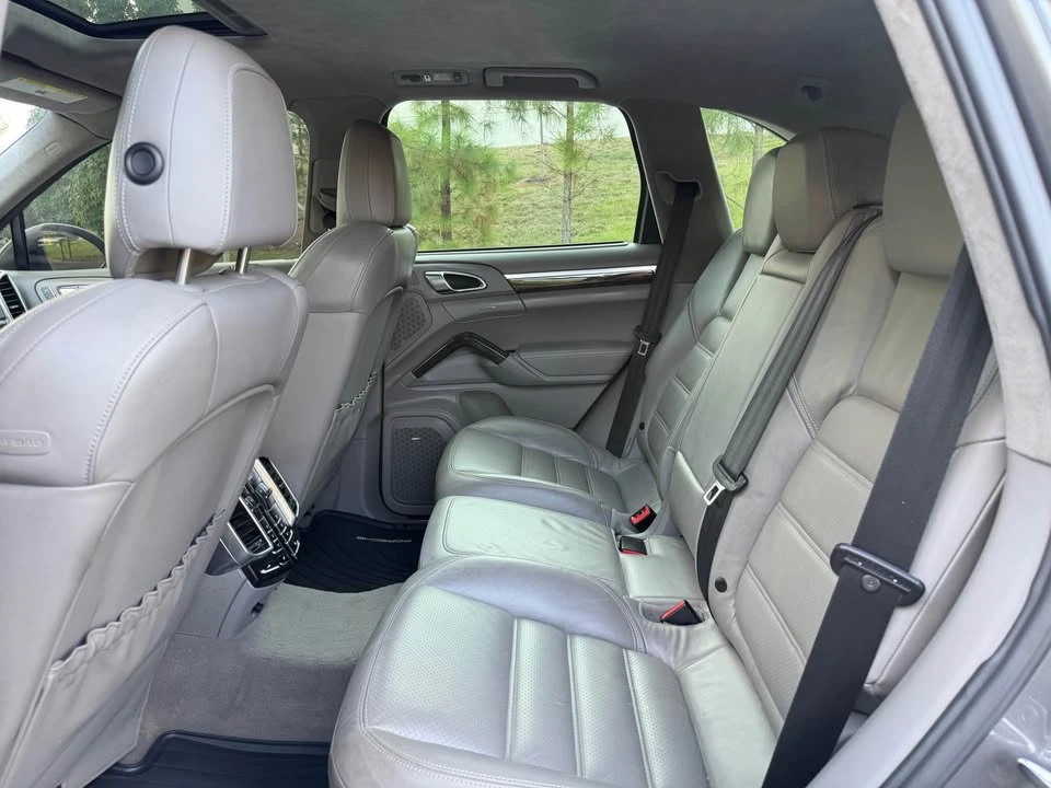 2011 Porsche 958 Cayenne Turbo - Image 8 of 20