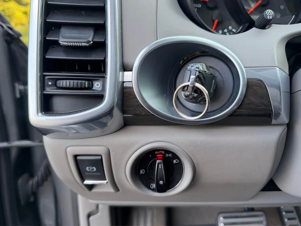2011 Porsche 958 Cayenne Turbo - Image 16 of 20