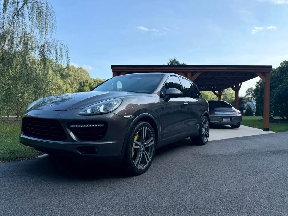 2011 Porsche 958 Cayenne Turbo - Image 2 of 18