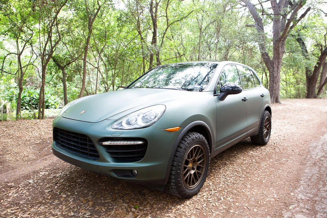 2011 Porsche 958 Cayenne Turbo - Image 2 of 31
