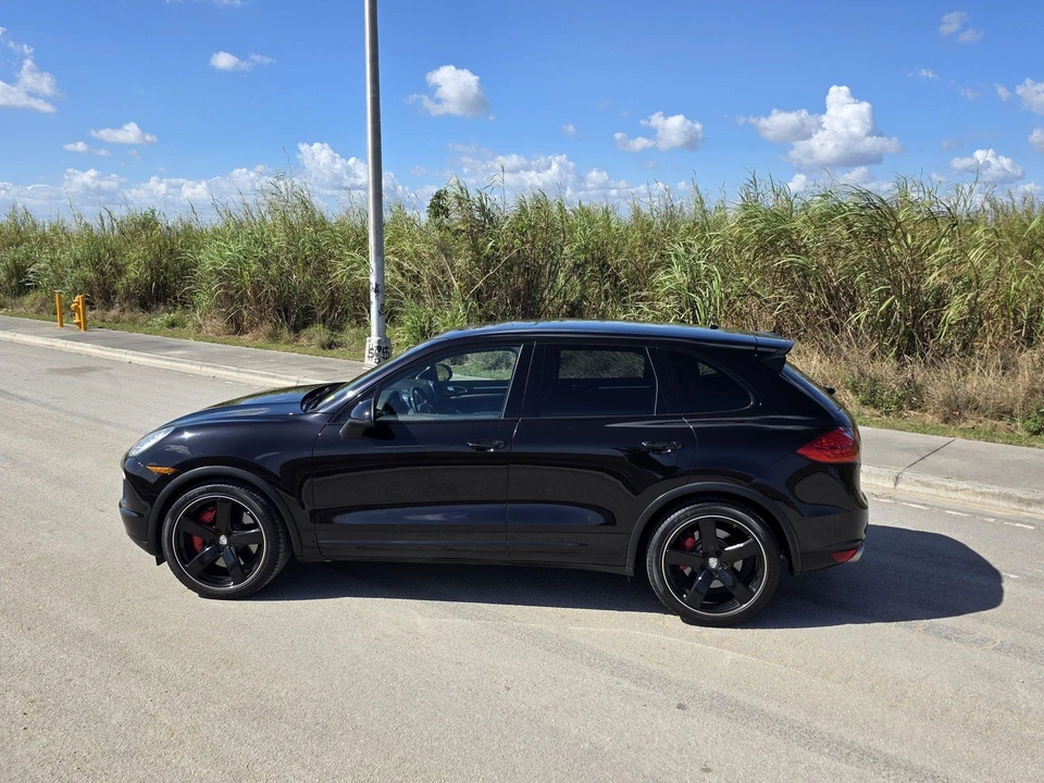 2011 Porsche 958 Cayenne Turbo - Image 8 of 14