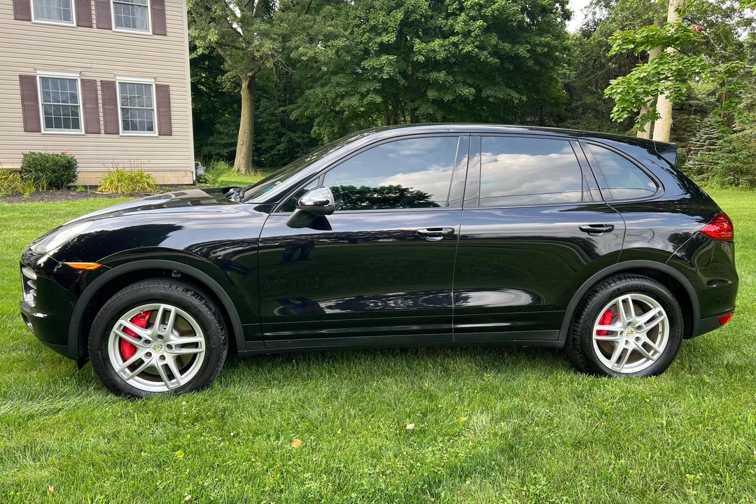 2011 Porsche 958 Cayenne Turbo - Image 3 of 31