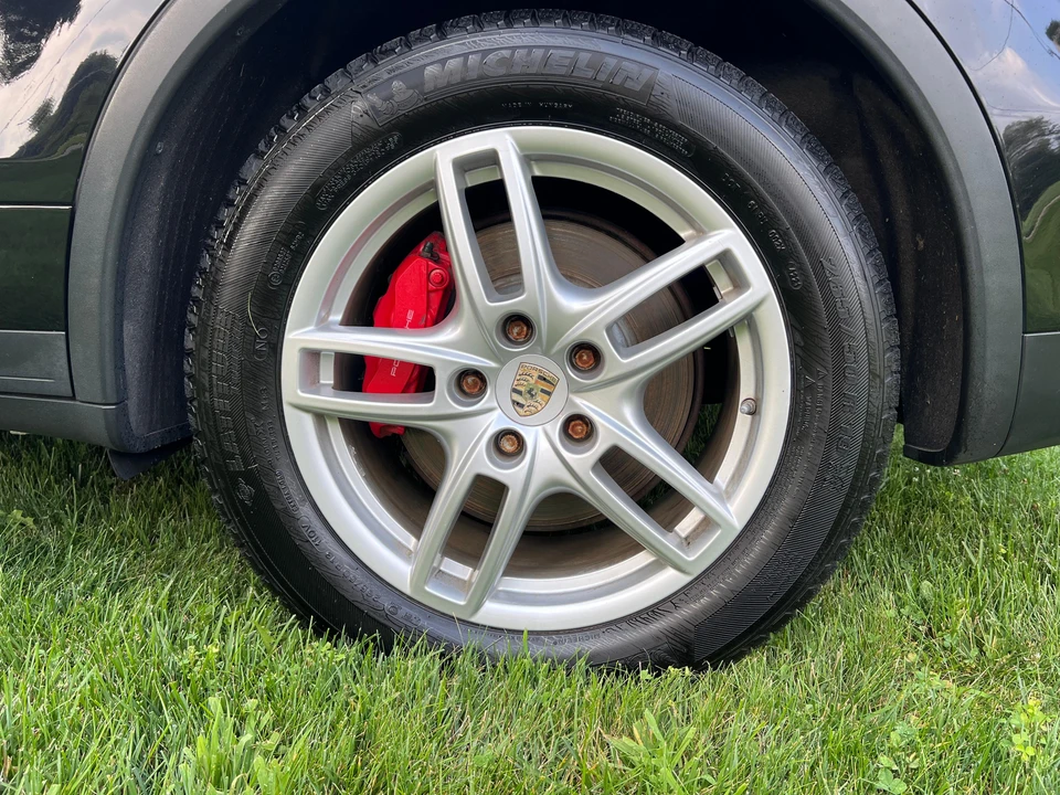 2011 Porsche 958 Cayenne Turbo - Image 19 of 31