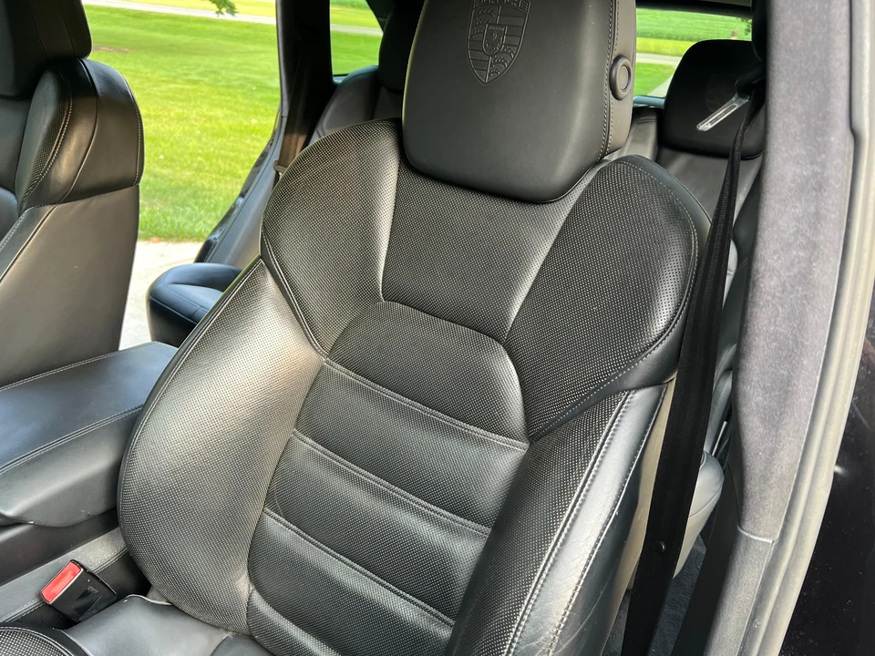2011 Porsche 958 Cayenne Turbo - Image 25 of 31