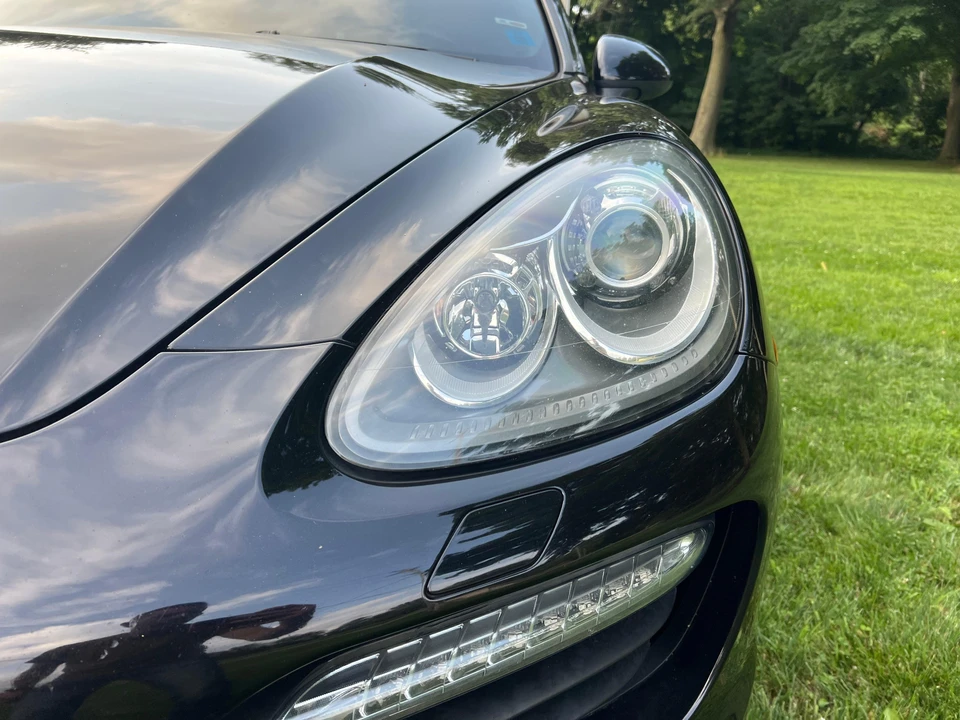 2011 Porsche 958 Cayenne Turbo - Image 10 of 31