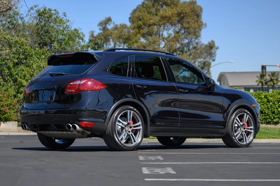 2011 Porsche 958 Cayenne Turbo - Image 12 of 31