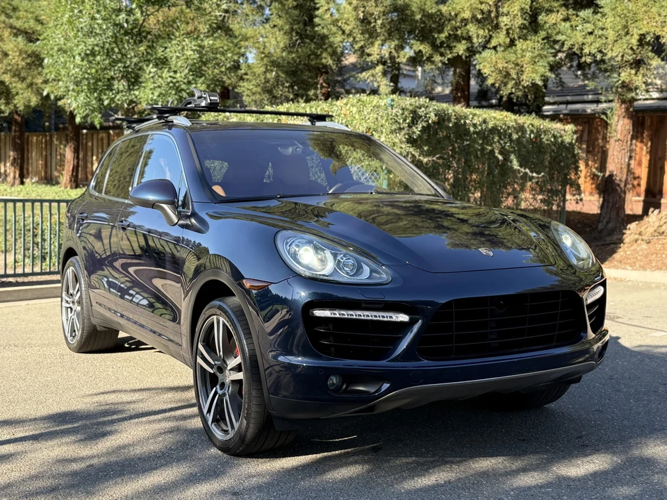 2011 Porsche 958 Cayenne Turbo - Image 8 of 31
