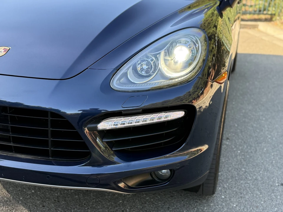 2011 Porsche 958 Cayenne Turbo - Image 11 of 31