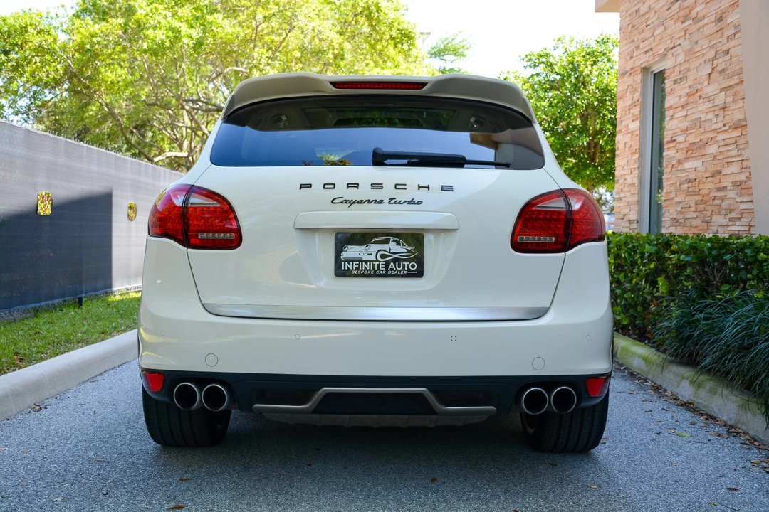 2011 Porsche 958 Cayenne Turbo - Image 8 of 31