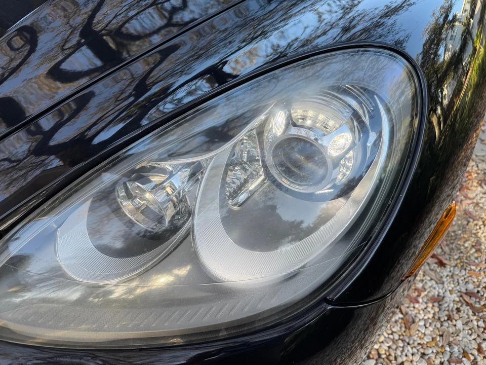 2011 Porsche 958 Cayenne Turbo - Image 25 of 31