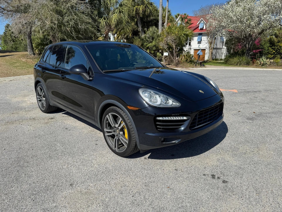 2011 Porsche 958 Cayenne Turbo - Image 15 of 31