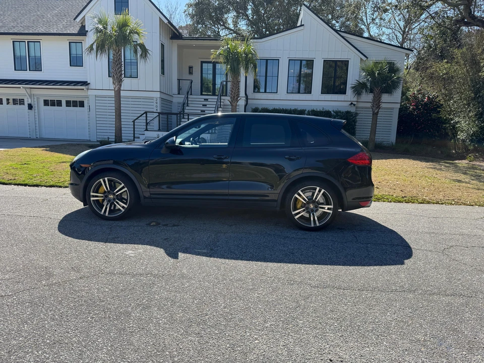 2011 Porsche 958 Cayenne Turbo - Image 18 of 31