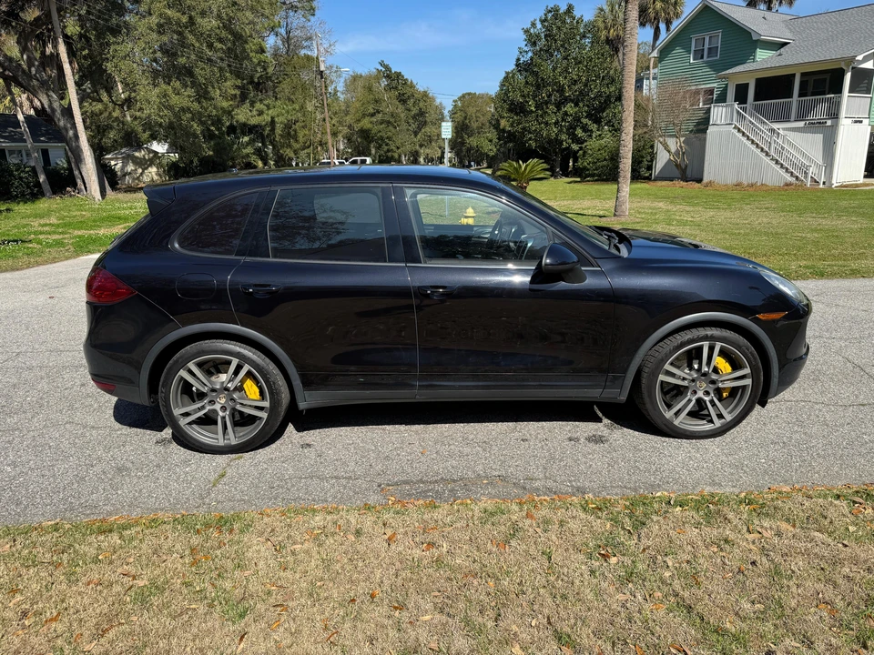 2011 Porsche 958 Cayenne Turbo - Image 22 of 31