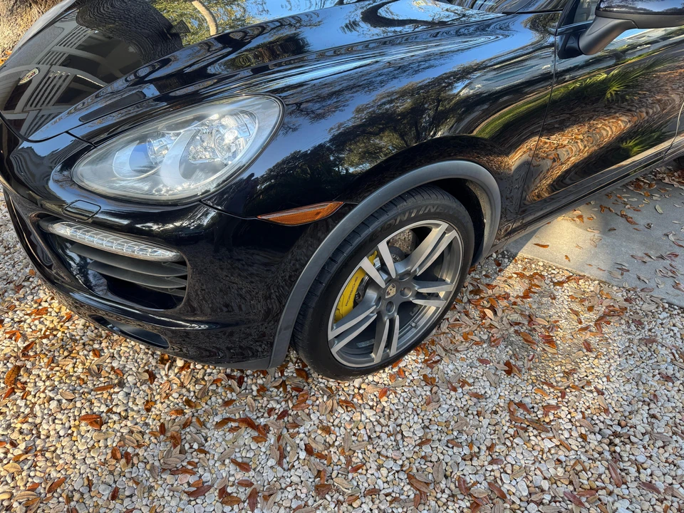 2011 Porsche 958 Cayenne Turbo - Image 26 of 31