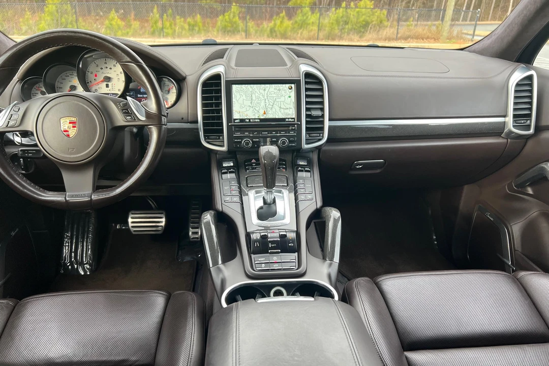 2011 Porsche 958 Cayenne Turbo - Image 25 of 30