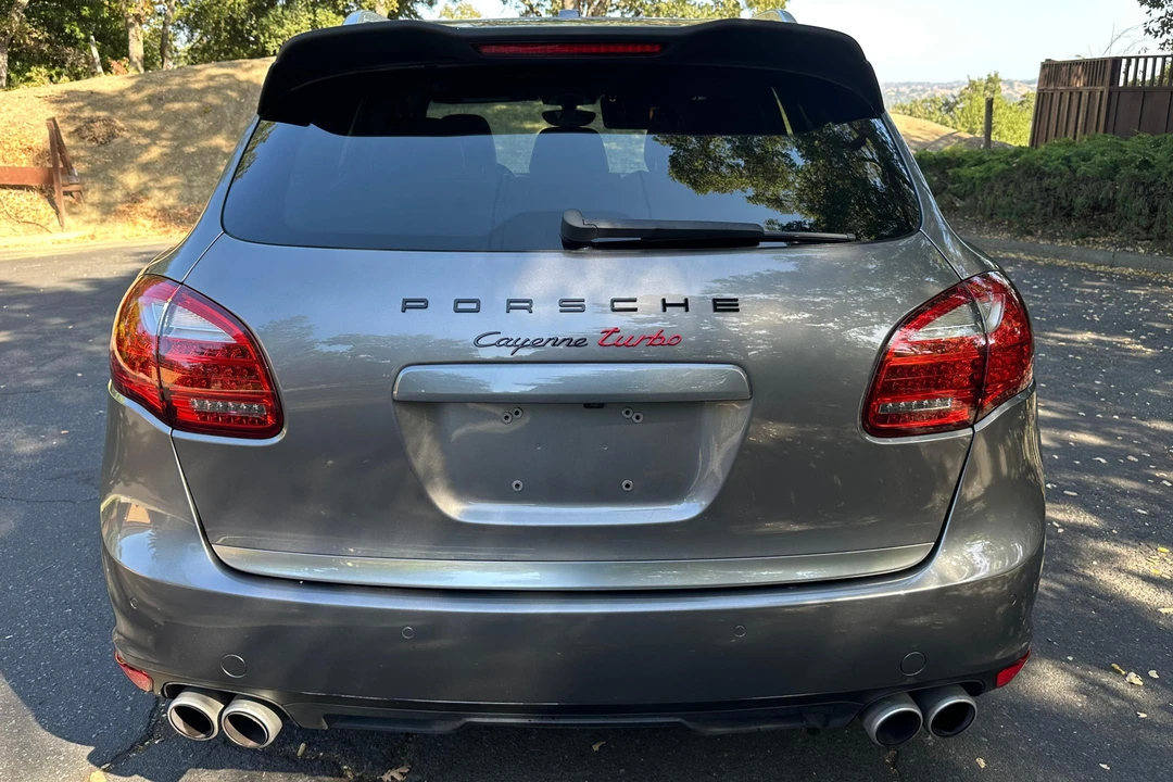 2011 Porsche 958 Cayenne Turbo - Image 5 of 31