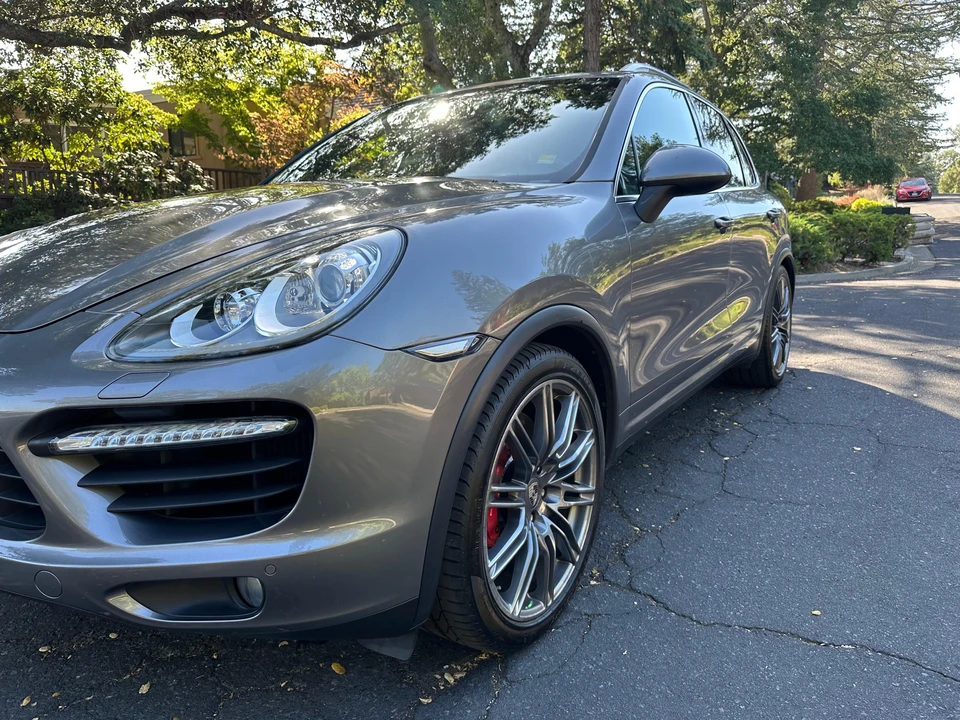 2011 Porsche 958 Cayenne Turbo - Image 30 of 31