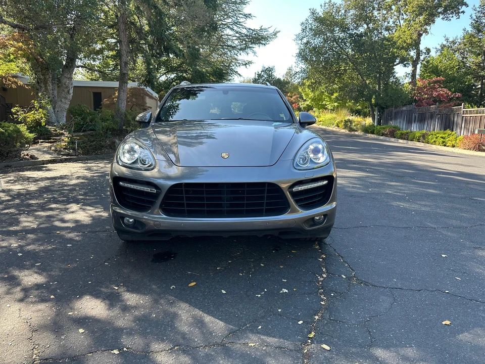 2011 Porsche 958 Cayenne Turbo - Image 6 of 31