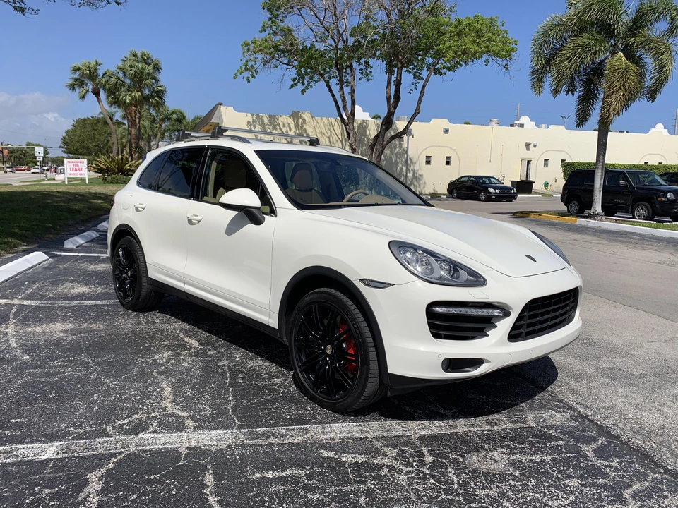 2011 Porsche 958 Cayenne Turbo - Image 24 of 31