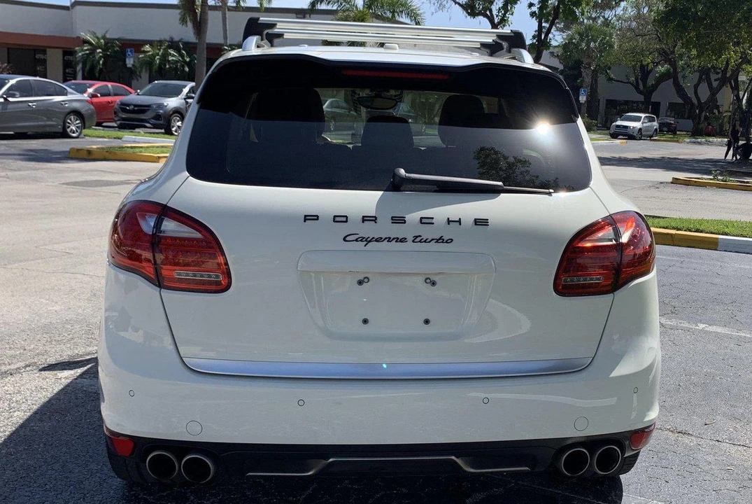 2011 Porsche 958 Cayenne Turbo - Image 5 of 31