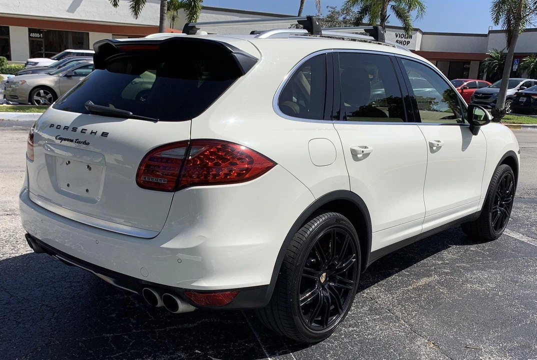 2011 Porsche 958 Cayenne Turbo - Image 4 of 31