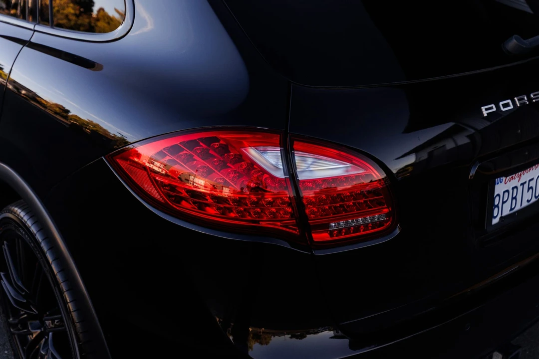 2011 Porsche 958 Cayenne Turbo - Image 13 of 31