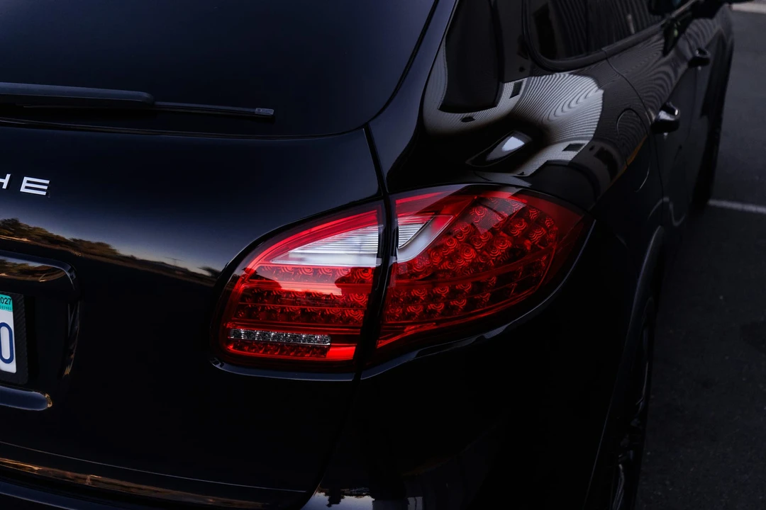 2011 Porsche 958 Cayenne Turbo - Image 16 of 31