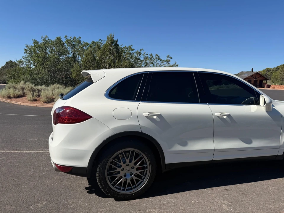 2011 Porsche 958 Cayenne Turbo - Image 19 of 31