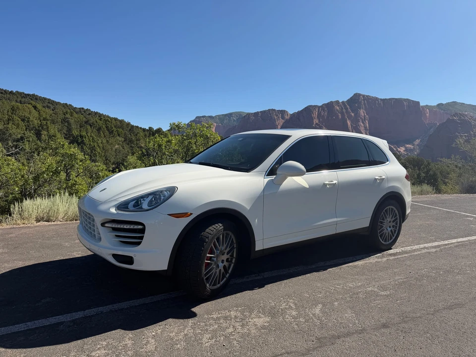 2011 Porsche 958 Cayenne Turbo - Image 3 of 31