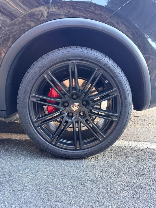 2011 Porsche 958 Cayenne Turbo - Image 22 of 31