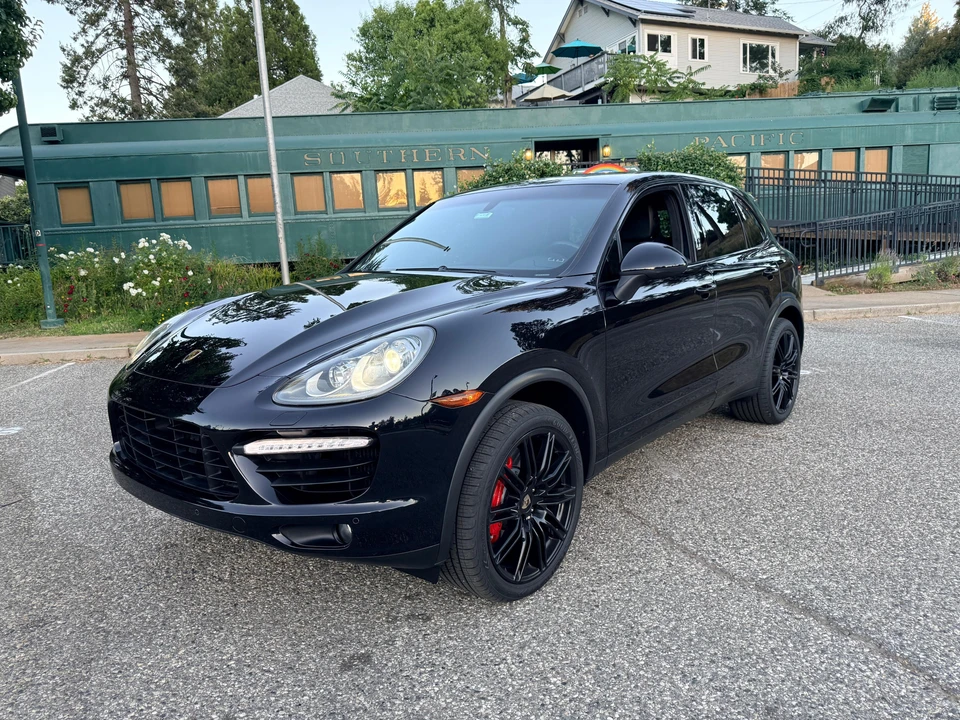 2011 Porsche 958 Cayenne Turbo - Image 6 of 31
