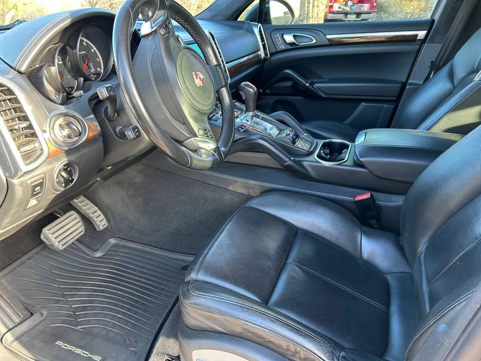 2011 Porsche 958 Cayenne Turbo - Image 5 of 14