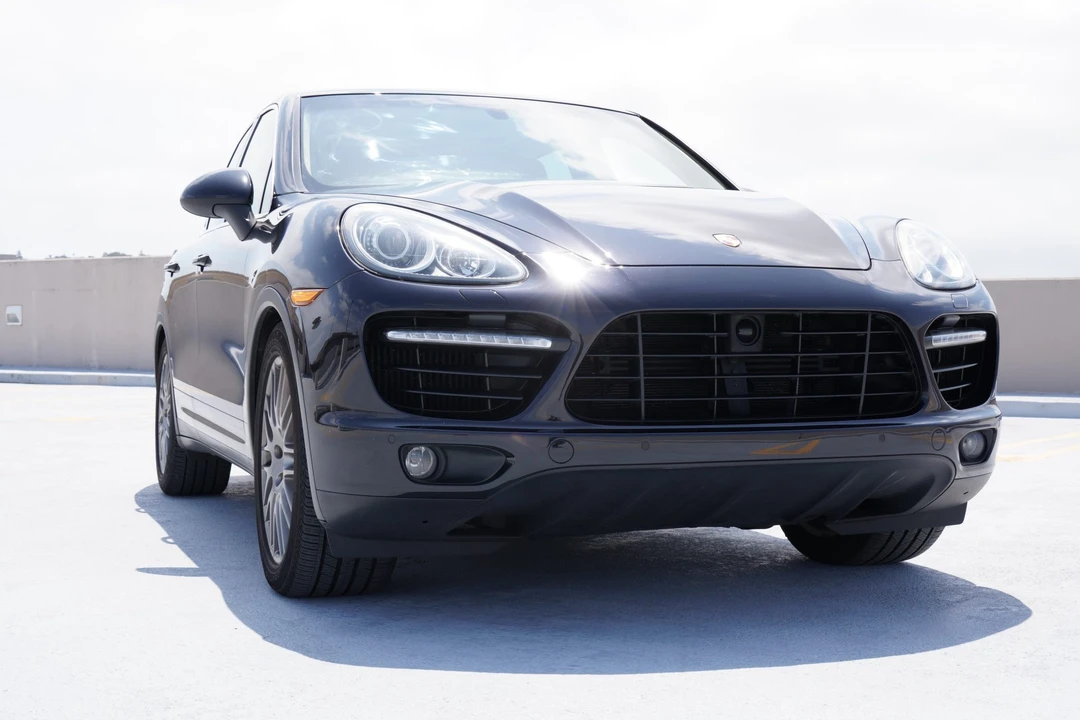 2011 Porsche 958 Cayenne Turbo - Image 9 of 31