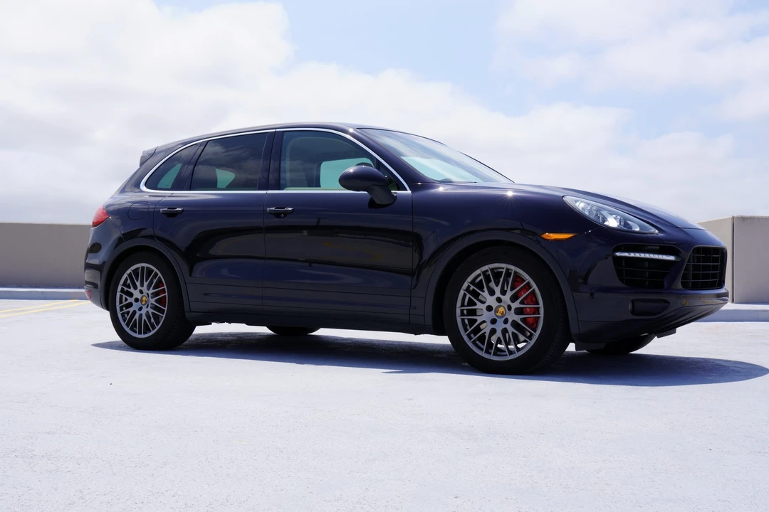 2011 Porsche 958 Cayenne Turbo - Image 12 of 31