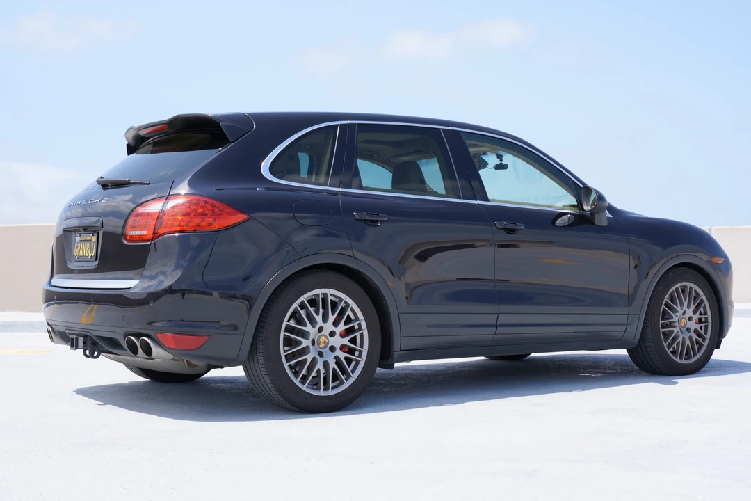 2011 Porsche 958 Cayenne Turbo - Image 16 of 31