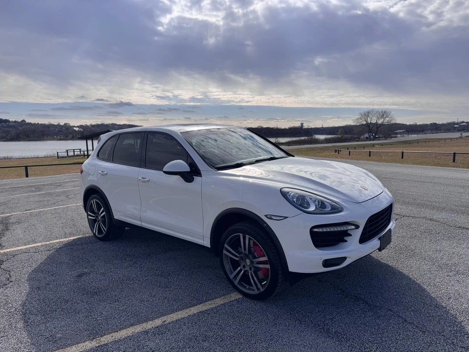 2011 Porsche 958 Cayenne Turbo - Image 8 of 31