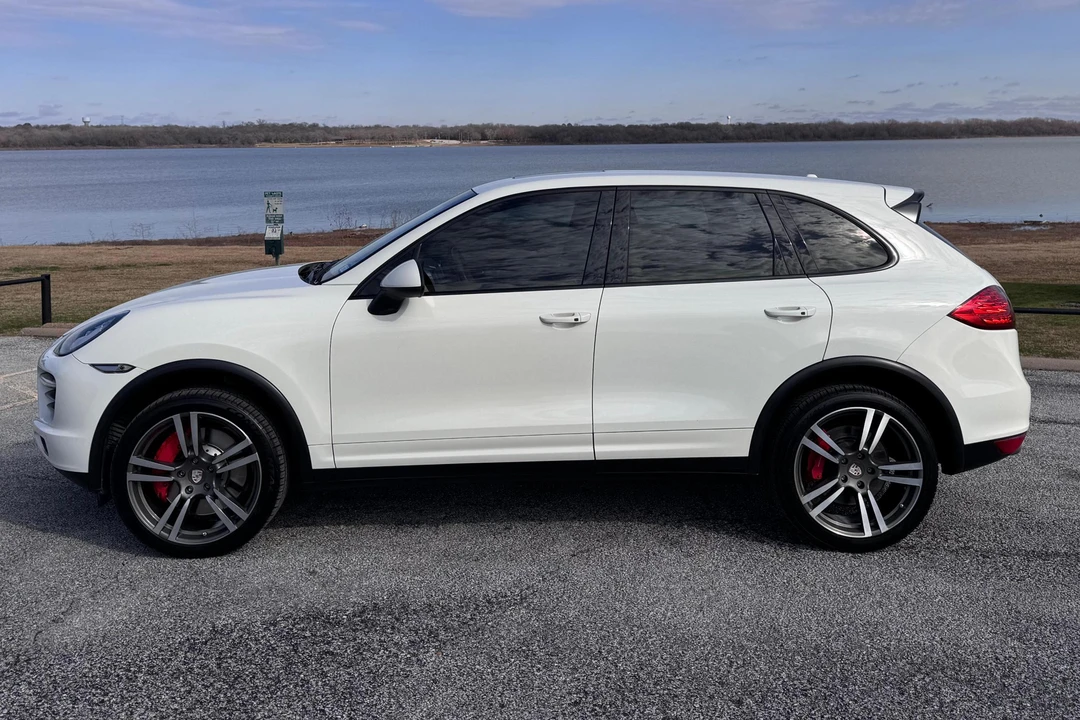 2011 Porsche 958 Cayenne Turbo - Image 3 of 31