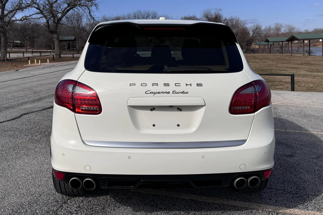 2011 Porsche 958 Cayenne Turbo - Image 5 of 31