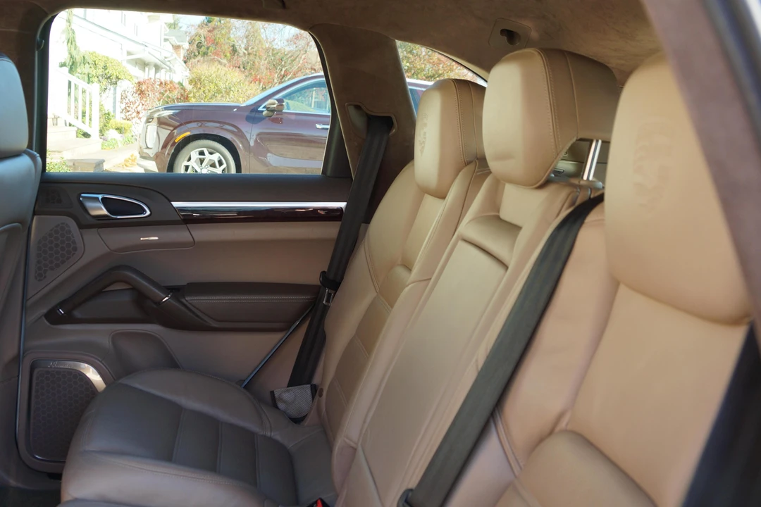 2011 Porsche 958 Cayenne Turbo - Image 19 of 20
