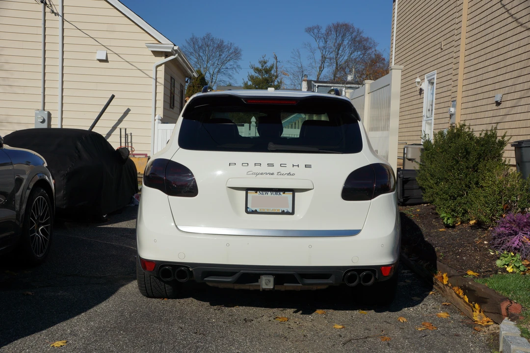 2011 Porsche 958 Cayenne Turbo - Image 8 of 20