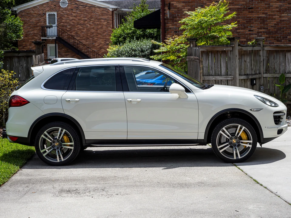 2011 Porsche 958 Cayenne Turbo - Image 17 of 31