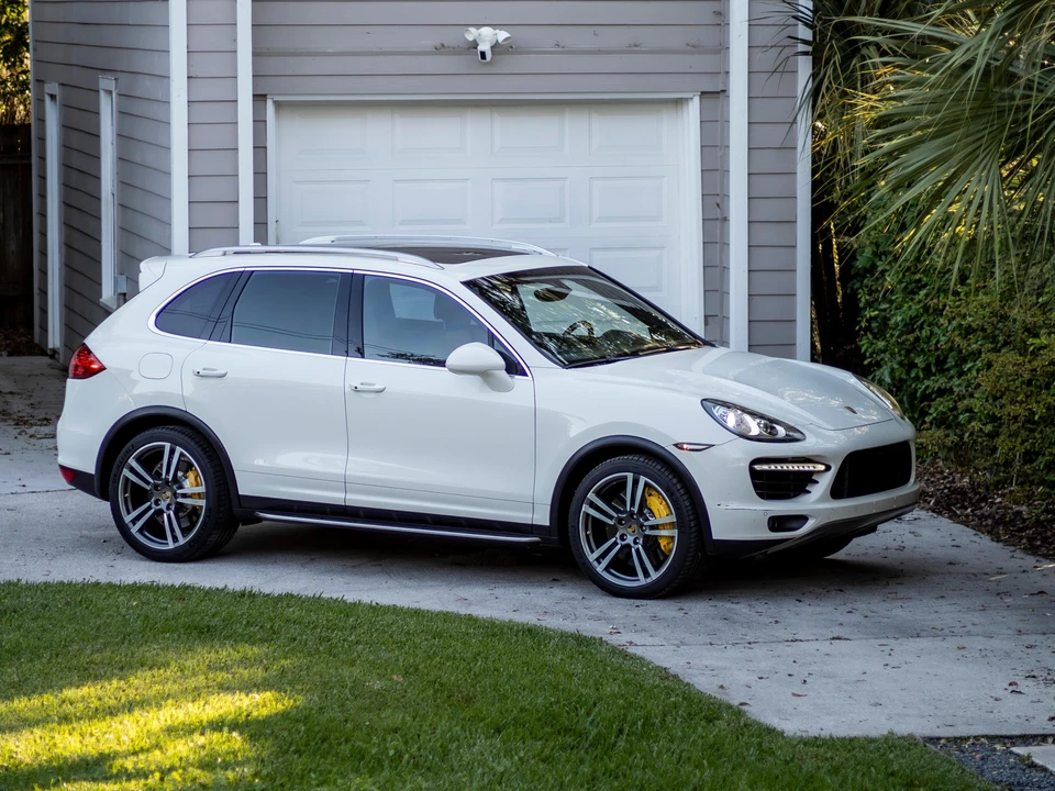 2011 Porsche 958 Cayenne Turbo - Image 24 of 31