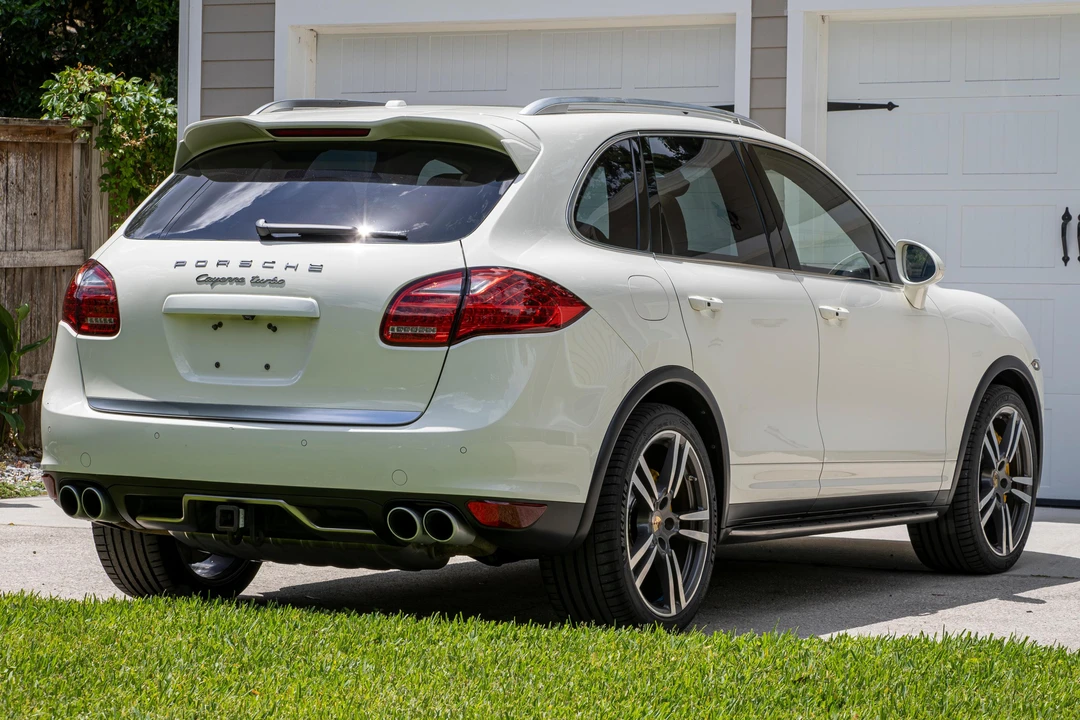 2011 Porsche 958 Cayenne Turbo - Image 4 of 31