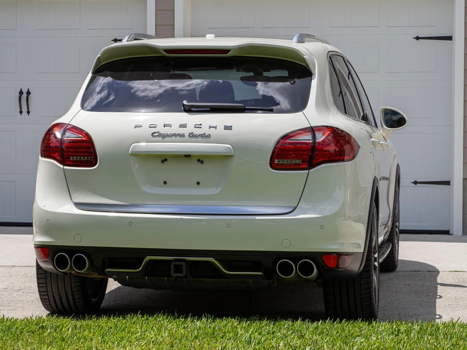 2011 Porsche 958 Cayenne Turbo - Image 12 of 31