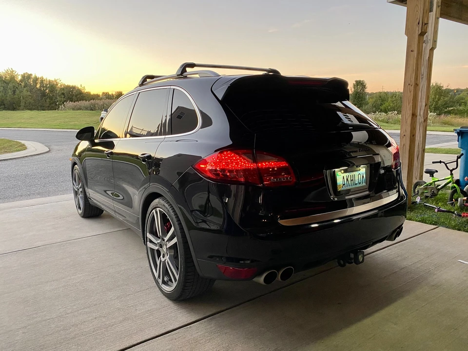 2011 Porsche 958 Cayenne Turbo - Image 16 of 25